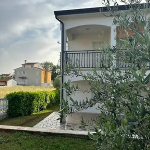 apartmani-i-soba-mia-porec.in-istria.net/