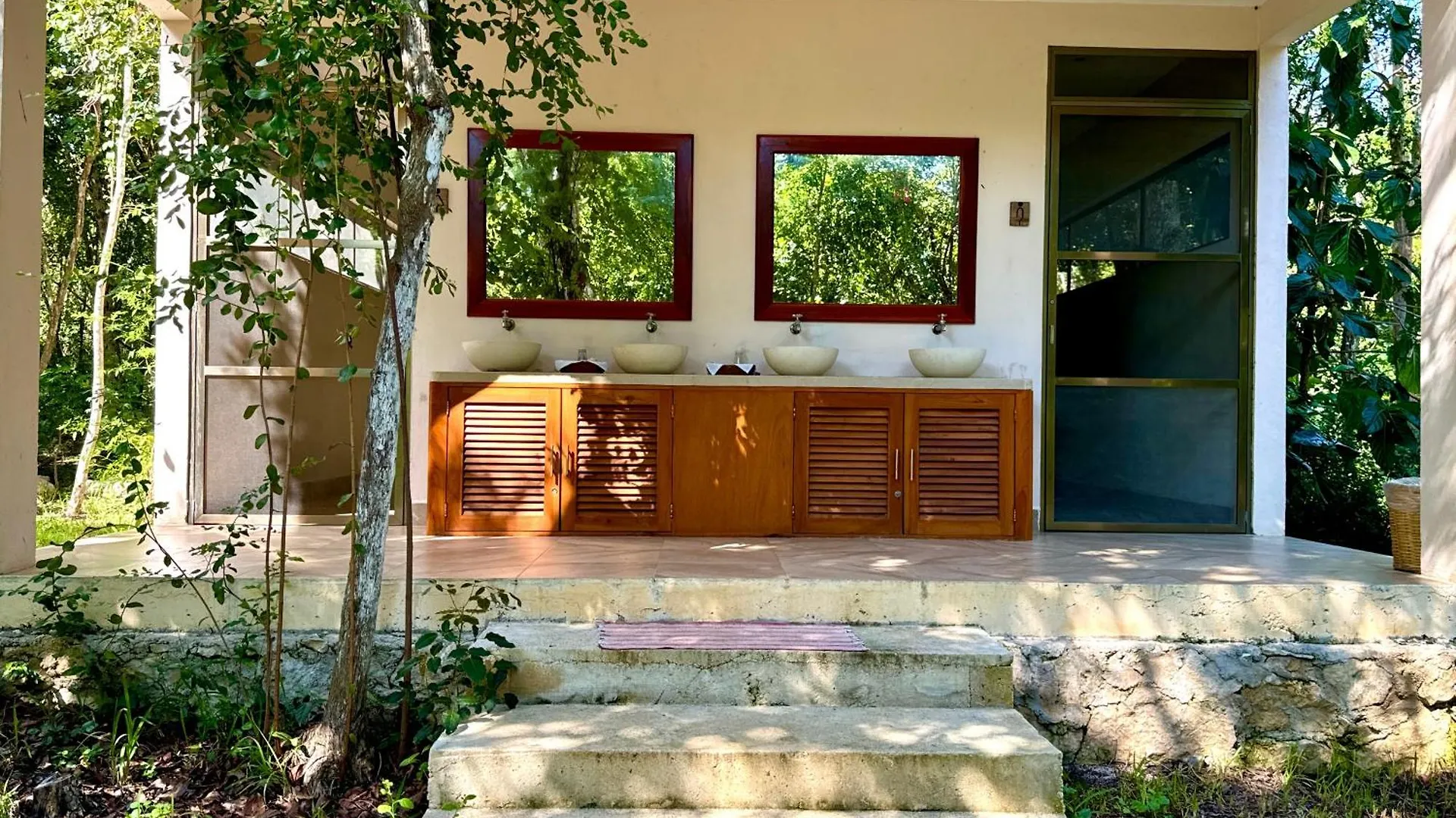 Campeggio Hotel Glamping Bunga Lotus Tulum Messico
