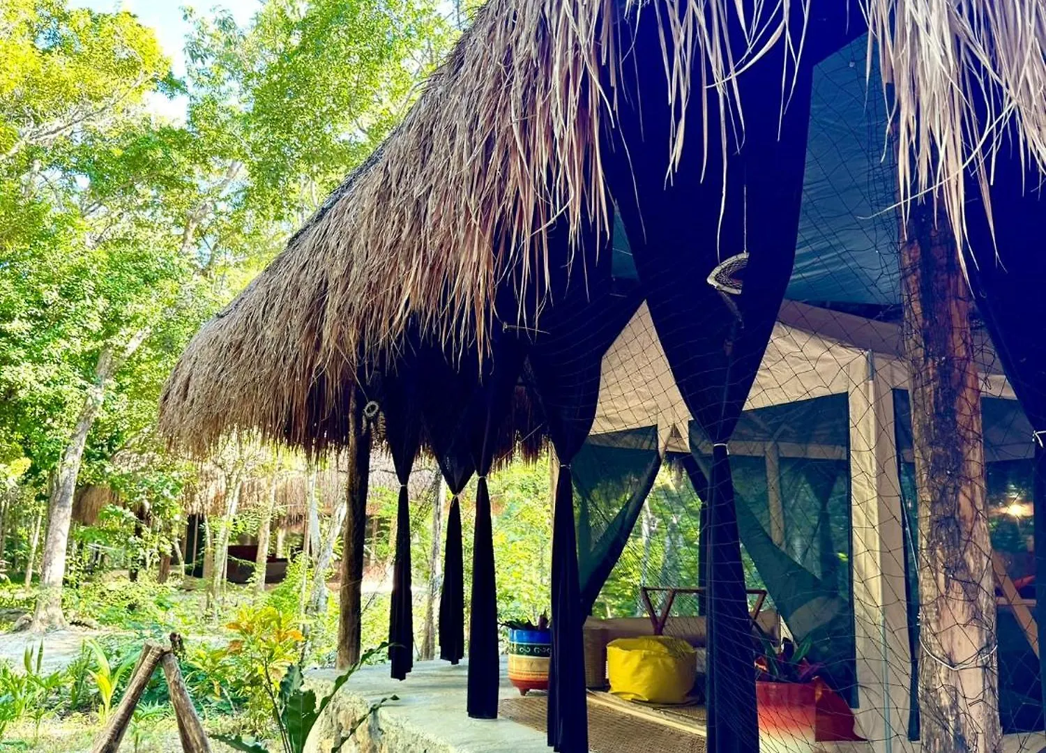 Hotel Glamping Bunga Lotus Tulum Mexiko